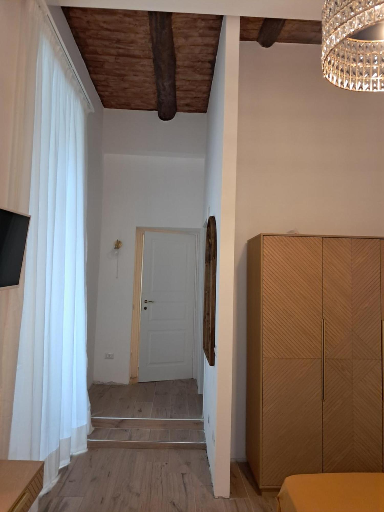 Domus Sirena Hotel Napoli Ngoại thất bức ảnh