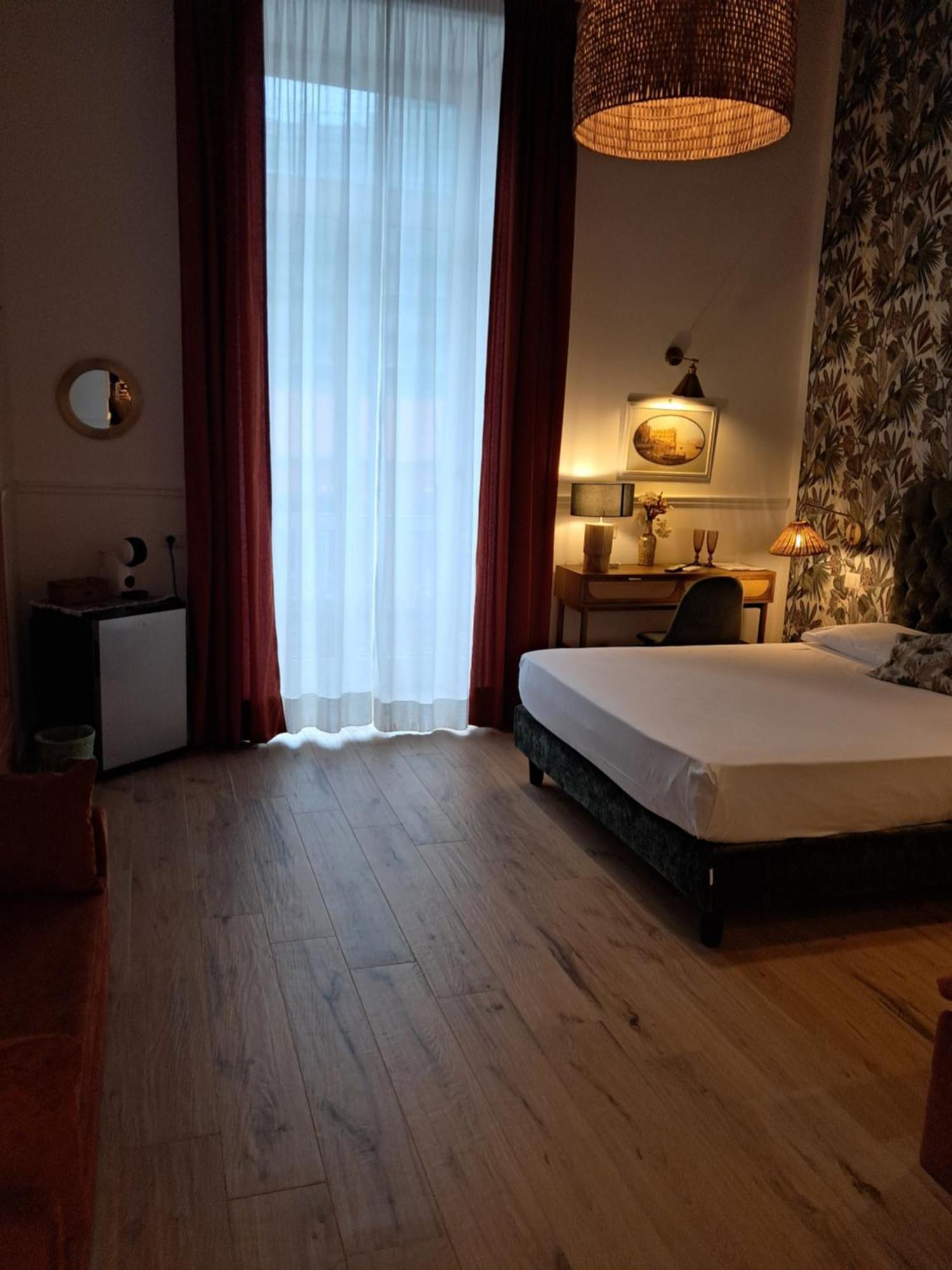 Domus Sirena Hotel Napoli Ngoại thất bức ảnh